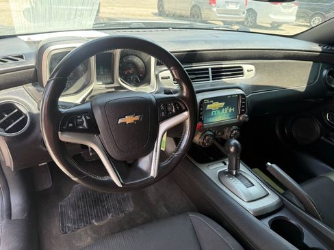 Used 2014 Chevrolet Camaro LT RWD image 11