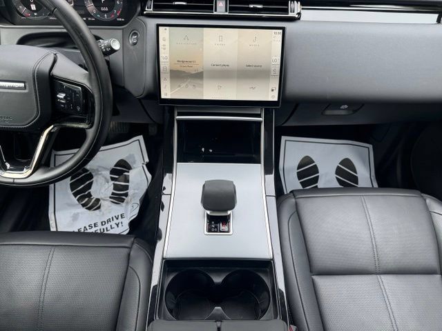 Certified 2024 Land Rover Range Rover Velar S AWD/4WD image 27