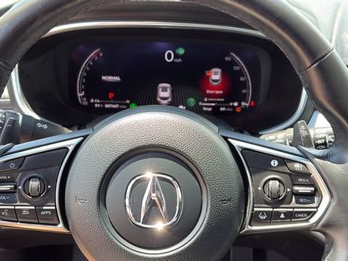 Used 2023 Acura MDX SH-AWD w/ Technology Package image 13