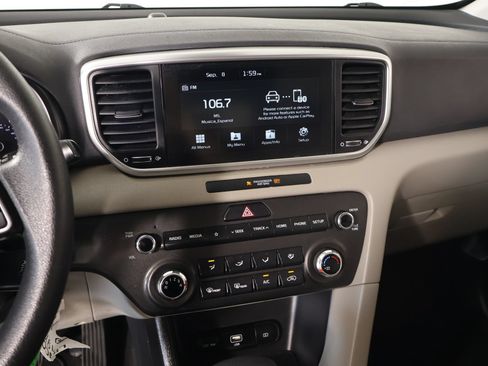 Used 2022 Kia Sportage LX FWD image 5