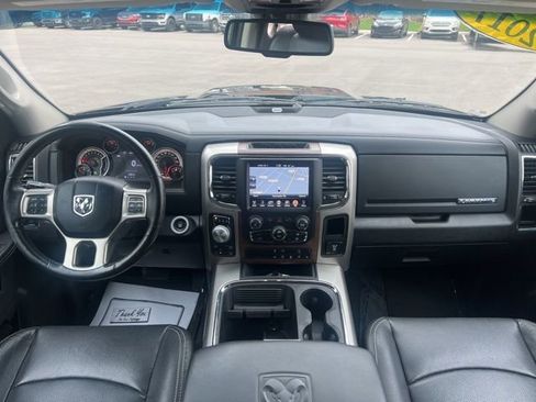 Used 2017 RAM 1500 Laramie w/ Convenience Group image 18