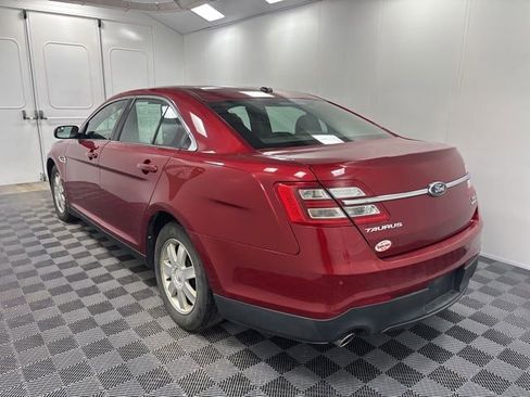 Used 2013 Ford Taurus SEL image 4