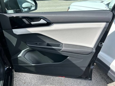 Certified 2026 Volkswagen Taos S FWD image 39