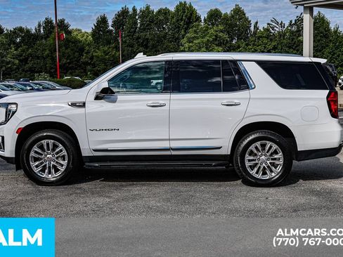 Used 2024 GMC Yukon SLT RWD image 9