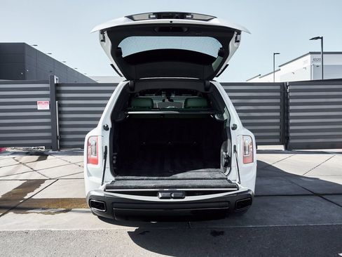 Used 2023 Rolls-Royce Cullinan Black Badge w/ Driver's Package image 17