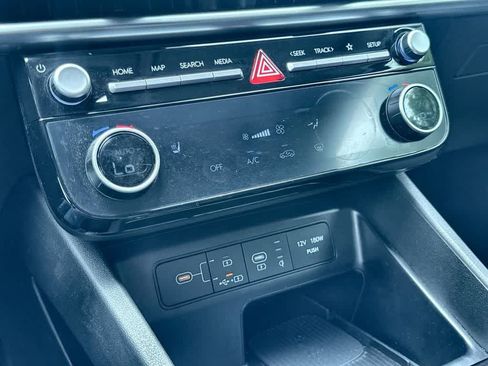 Used 2025 Hyundai Tucson SEL FWD image 20