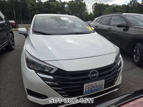 Used 2025 Nissan Versa SV FWD image 7