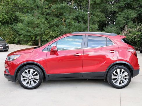 Used 2019 Buick Encore Preferred image 4