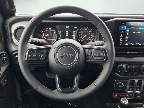 Used 2024 Jeep Wrangler Sport AWD/4WD image 15
