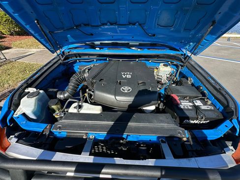 Used 2007 Toyota FJ Cruiser 4WD image 31