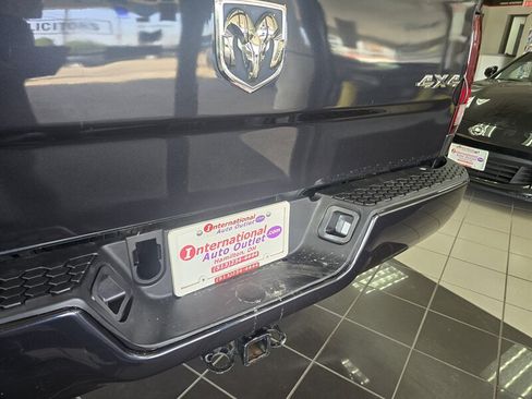 Used 2015 RAM 1500 Tradesman w/ Popular Equipment Group AWD/4WD image 14