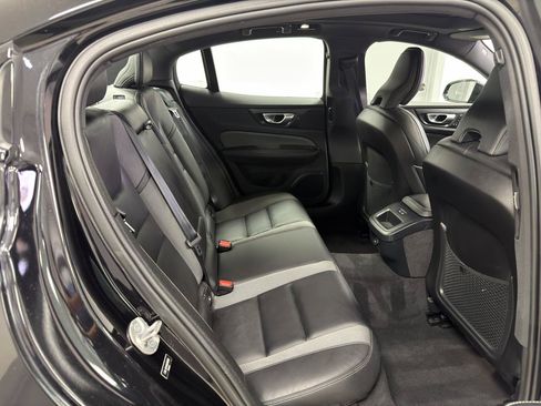 Used 2024 Volvo S60 B5 Plus w/ Climate Package AWD/4WD image 29