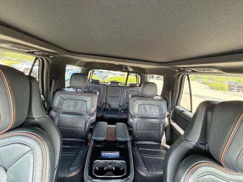 Used 2024 Lincoln Navigator Black Label AWD/4WD image 28