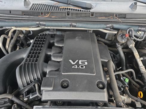 Used 2011 Nissan Pathfinder LE w/ Navigation Pkg image 53