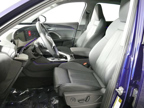Certified 2025 Audi Q5 Premium w/ Premium Plus AWD/4WD image 10