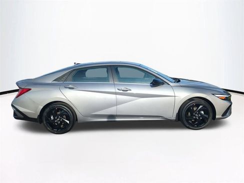 New 2026 Hyundai Elantra SEL Sport image 4