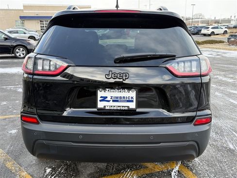 Used 2021 Jeep Cherokee Altitude image 4