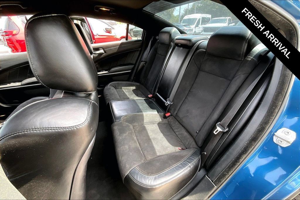 Used 2022 Dodge Charger Scat Pack RWD image 6