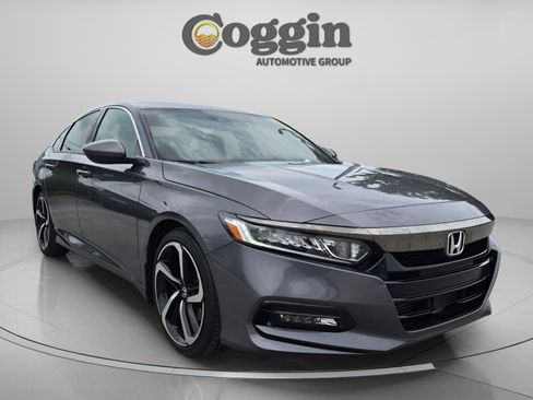 Used 2018 Honda Accord Sport image 8