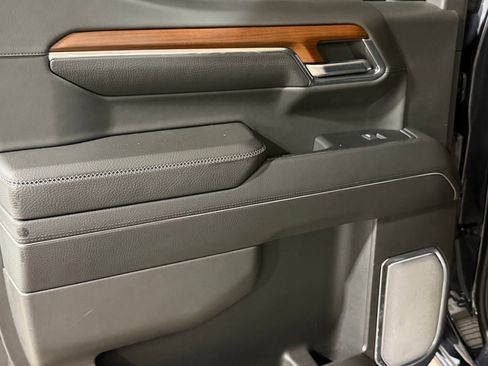 Used 2023 GMC Sierra 1500 Denali w/ Technology Package image 36