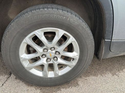 Used 2019 Chevrolet Traverse LT w/ LPO, Floor Liner Package image 17