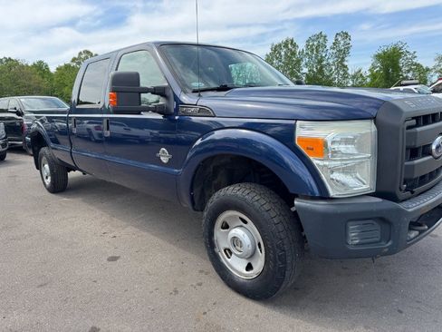 Used 2011 Ford F250 XLT AWD/4WD image 12