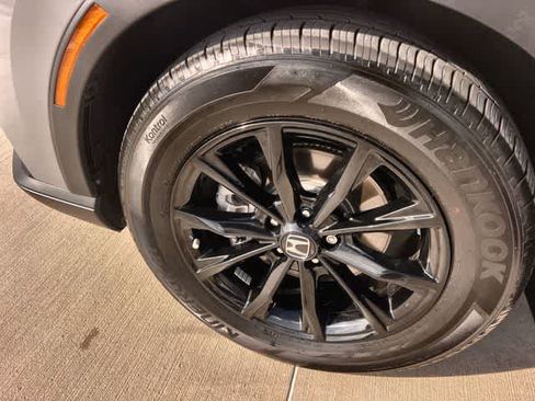 Used 2025 Honda CR-V Sport-L image 9