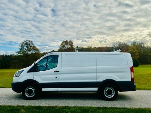 Used 2016 Ford Transit 150 130 Low Roof image 2