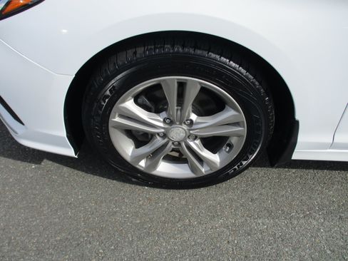 Used 2018 Hyundai Sonata SEL FWD image 9