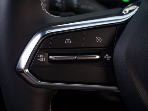 New 2026 Chevrolet Equinox EV LT image 18