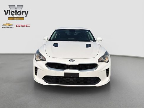 Used 2019 Kia Stinger RWD image 2