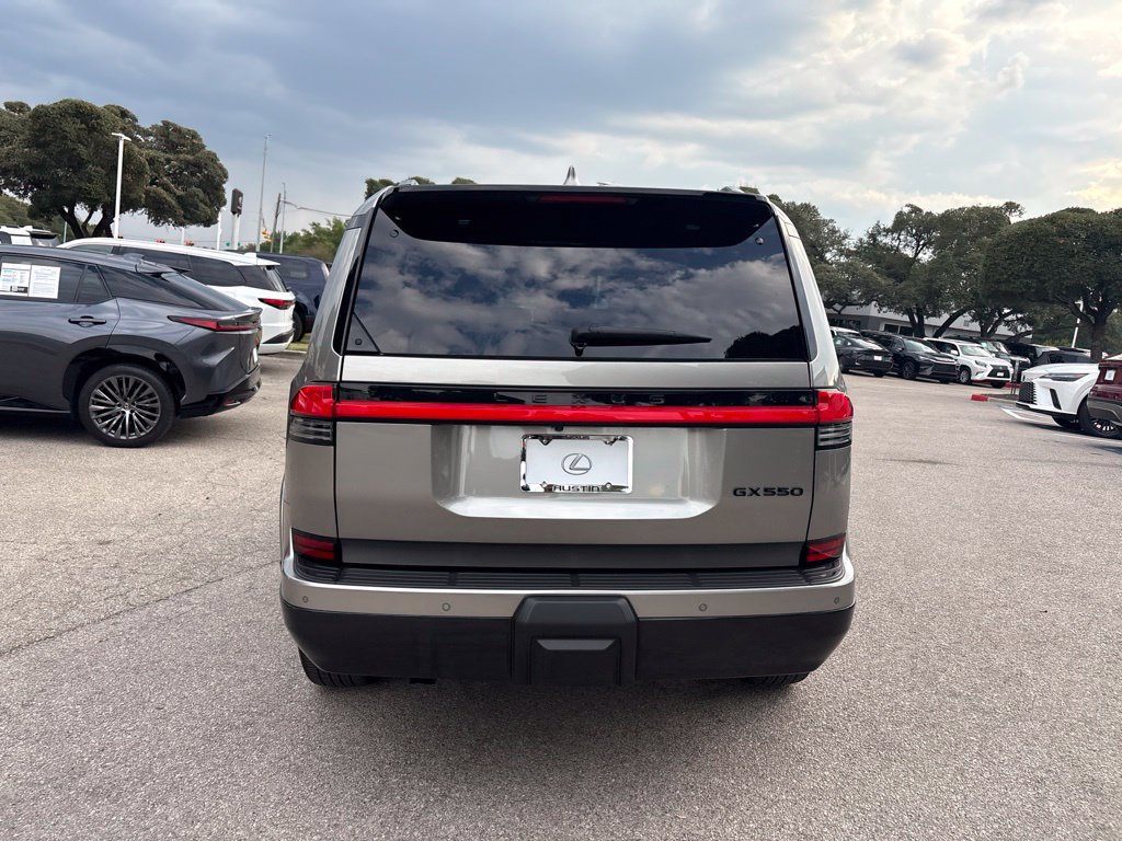 Certified 2025 Lexus GX 550 w/ Accessory Package (2T) AWD/4WD image 4