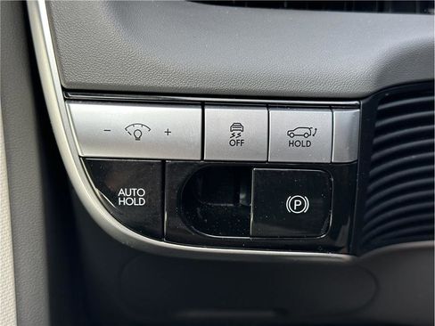 Used 2024 Hyundai Ioniq 5 SEL image 24