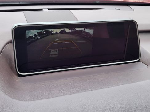 Used 2018 Lexus RX 450h AWD image 21