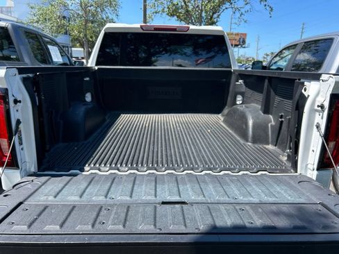 Used 2024 GMC Sierra 1500 SLT AWD/4WD image 49