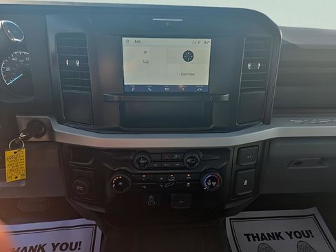 New 2026 Ford F250 XL w/ F-250 >10K GVWR Package RWD image 18