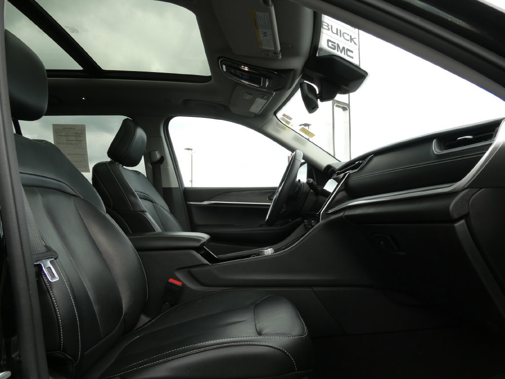 Used 2021 Jeep Grand Cherokee L Limited AWD/4WD image 13