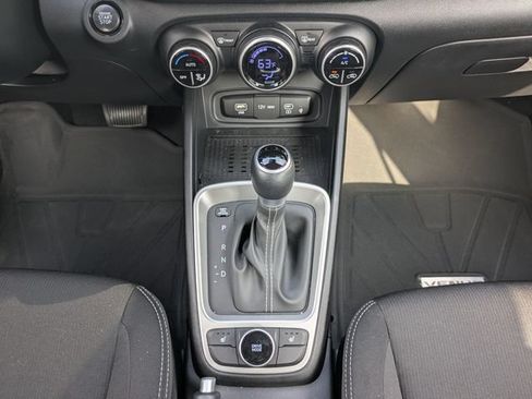 Certified 2026 Hyundai Venue SEL FWD image 19