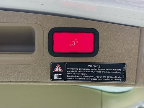 Used 2010 Mercedes-Benz ML 350 2WD image 29
