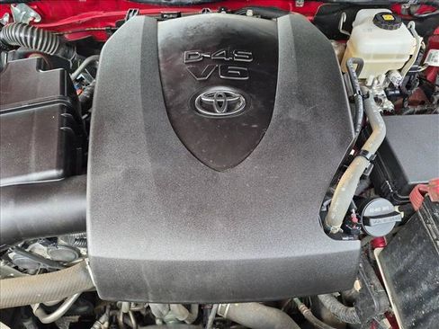 Used 2020 Toyota Tacoma TRD Off-Road w/ Technology Package AWD/4WD image 20