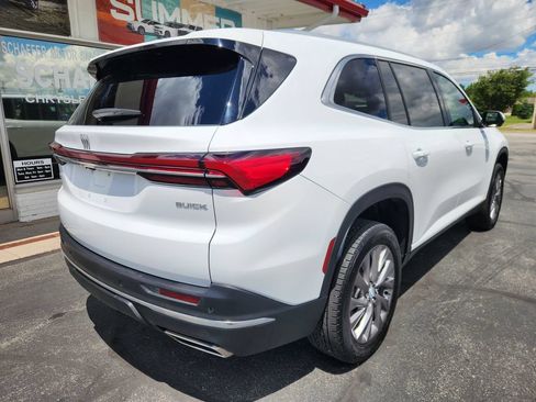 Used 2026 Buick Enclave Preferred AWD/4WD image 3