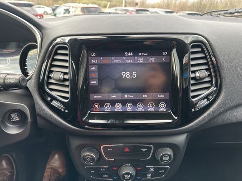 Used 2020 Jeep Compass Limited AWD/4WD image 20