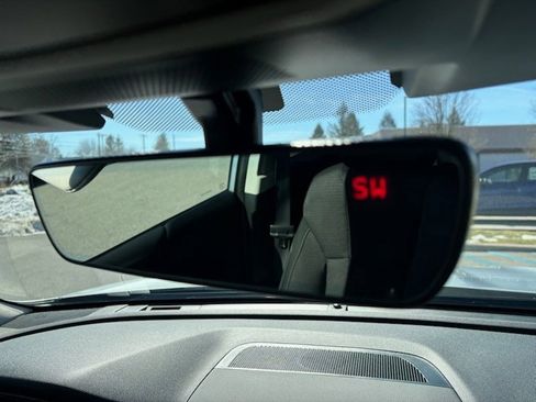 Used 2024 Subaru Outback Premium image 12