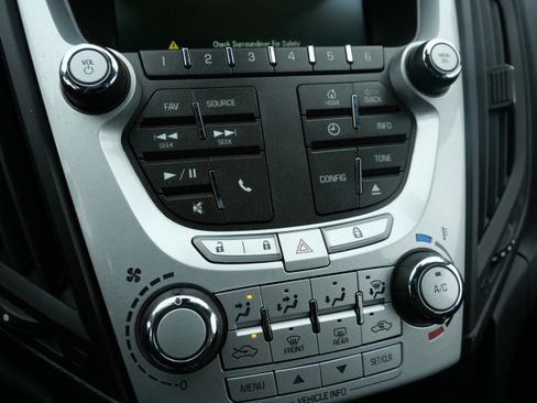 Used 2014 Chevrolet Equinox LT w/ Driver Convenience Package image 28