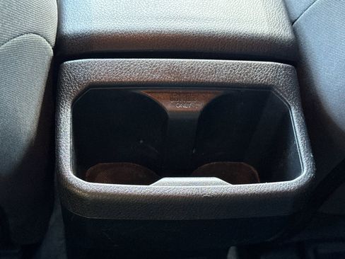 Used 2019 Toyota Tacoma TRD Off-Road image 16