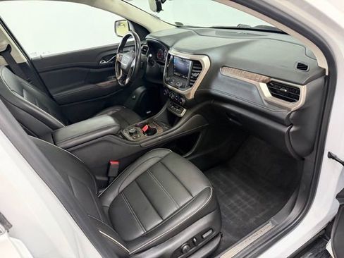 Used 2021 GMC Acadia Denali w/ Denali Ultimate Package AWD/4WD image 38
