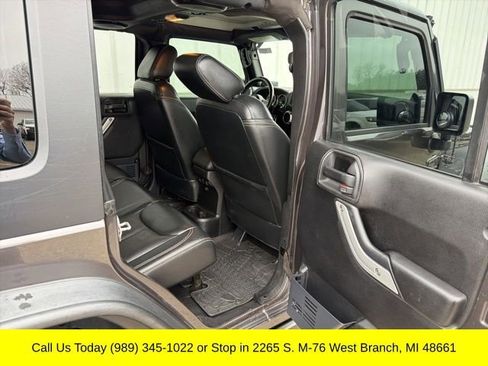 Used 2014 Jeep Wrangler Unlimited Rubicon w/ Max Tow Package image 36