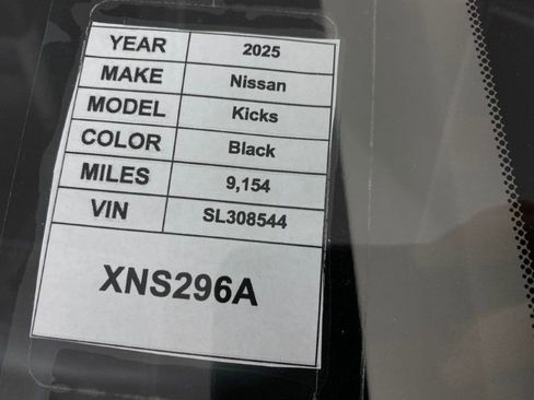 Used 2025 Nissan Kicks SV image 32