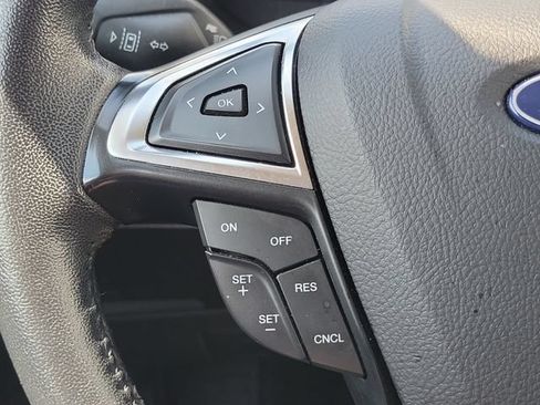 Used 2024 Ford Edge Titanium AWD/4WD image 25