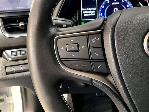 Used 2022 Lexus UX 200 w/ Accessory Package (Z1) FWD image 22